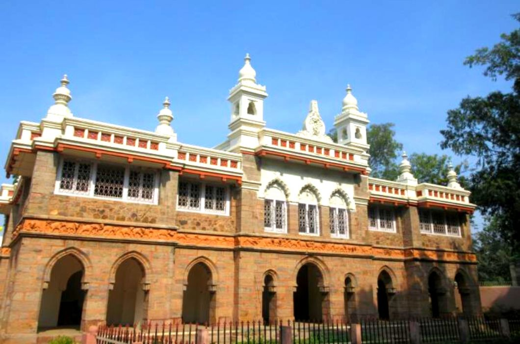 Victoria Jubilee Museum (Bapu Museum)